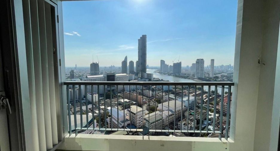 For rent 2 bedrooms condo in Sathon, Bangkok