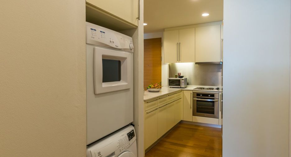 For rent 3 bedrooms condo in Bang Kho Laem, Bangkok