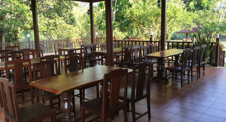 For sale 11 ベッドルーム hotel in Pran Buri, Prachuap Khiri Khan