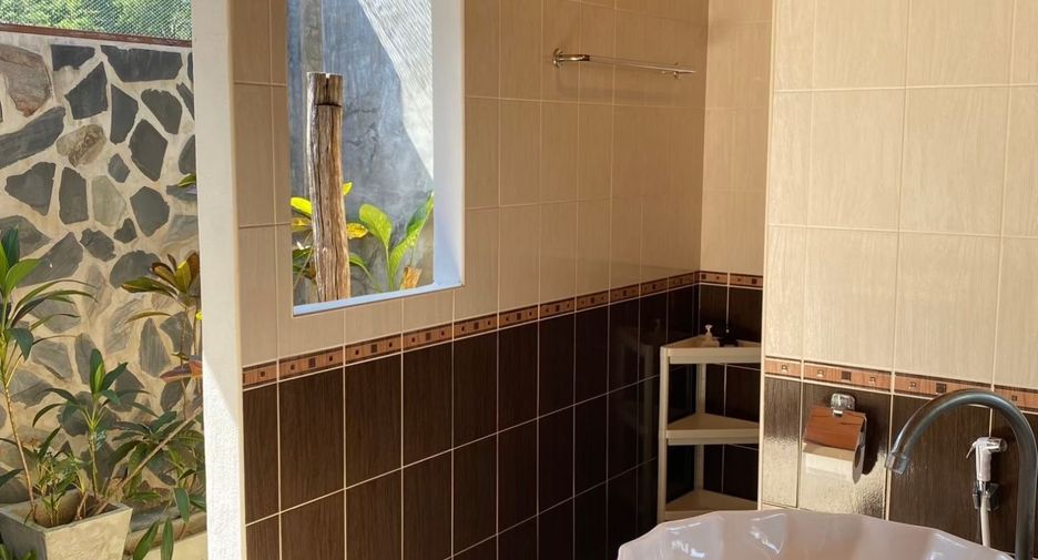 For sale 11 ベッドルーム hotel in Pran Buri, Prachuap Khiri Khan