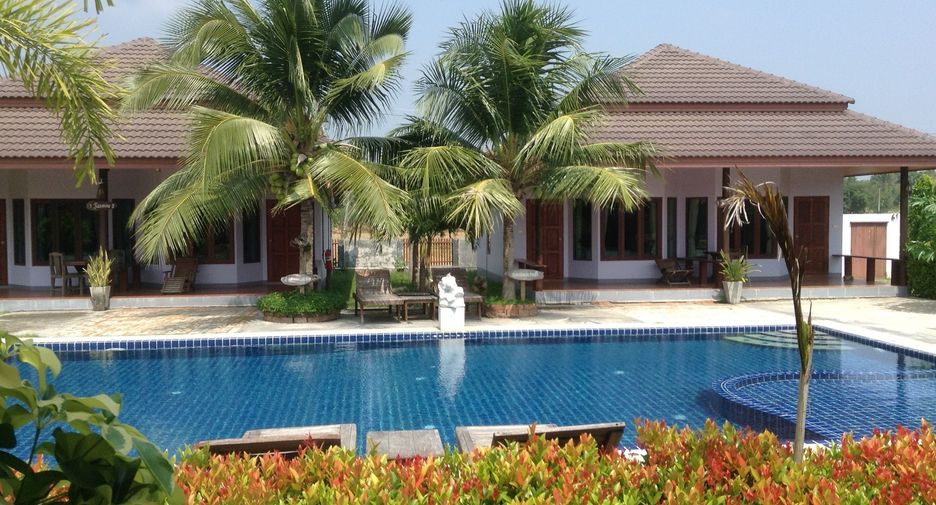For sale 11 ベッドルーム hotel in Pran Buri, Prachuap Khiri Khan