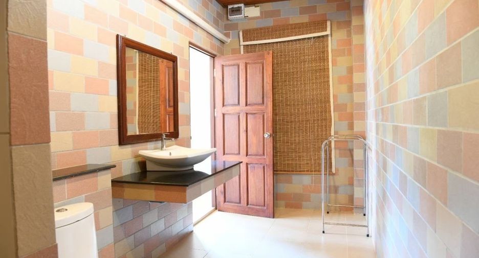For sale 11 ベッドルーム hotel in Pran Buri, Prachuap Khiri Khan
