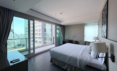 For rent 2 bedrooms condo in Sathon, Bangkok