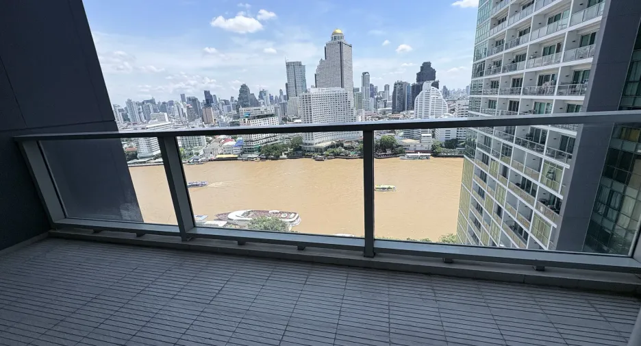 For rent 2 bedrooms condo in Sathon, Bangkok