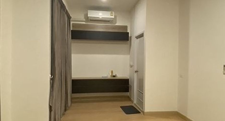 Casa adosada en venta de 3 habitaciones en Phra Pradaeng, Samut Prakan