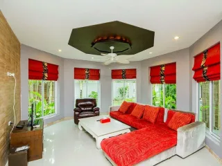 À vendre 7 chambres villa à Na Jomtien, Pattaya