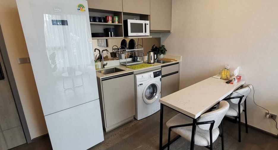 For rent 1 bed condo in Khlong Toei, Bangkok