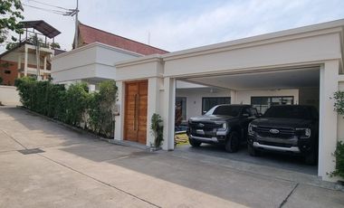 À vendre 3 chambres villa à Bang Lamung, Chonburi
