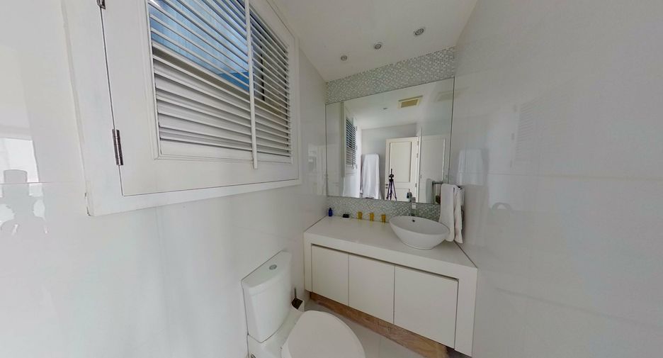 For sale 4 bedrooms condo in Bang Kho Laem, Bangkok
