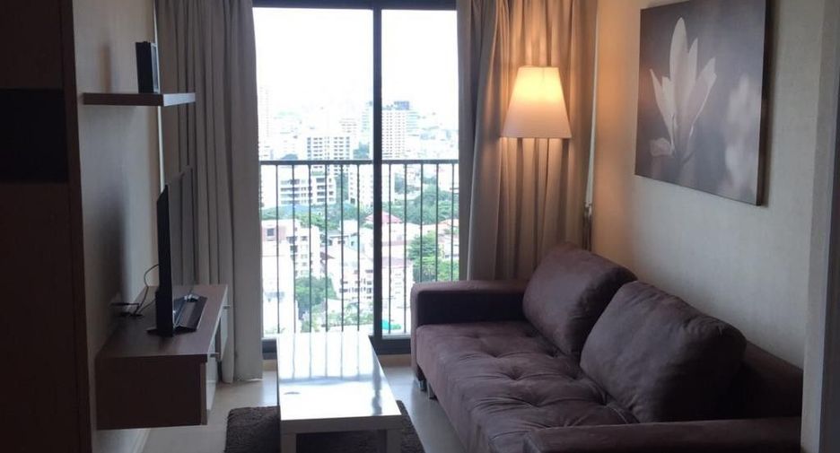 For rent 1 bed condo in Khlong Toei, Bangkok