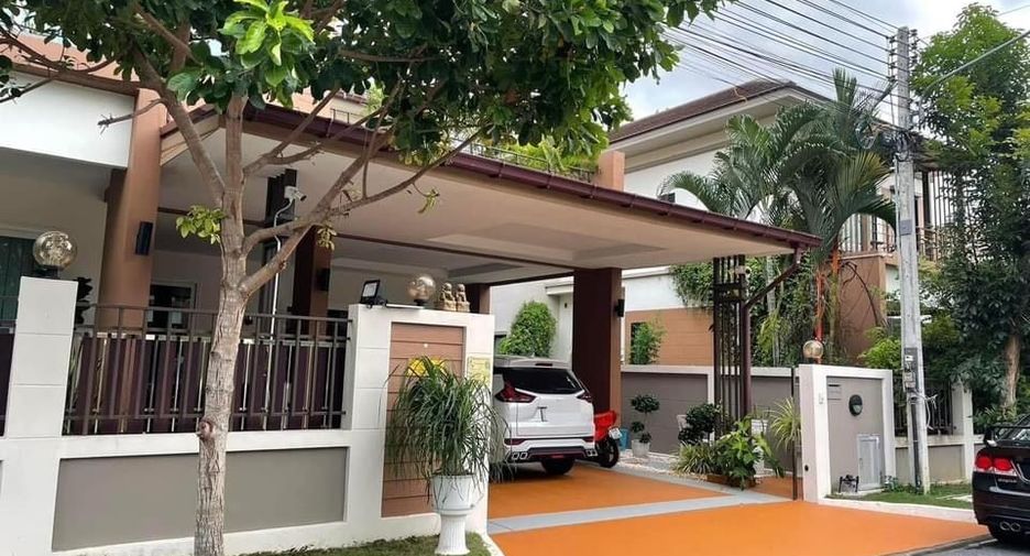 Casa en venta y en alquiler de 5 habitaciones en Sattahip, Chonburi