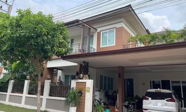 For sale そして for rent 5 ベッドルーム house in Sattahip, Chonburi