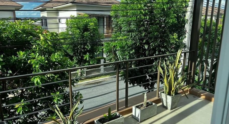 Casa en venta y en alquiler de 5 habitaciones en Sattahip, Chonburi