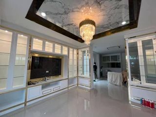 Casa en venta y en alquiler de 5 habitaciones en Bang Saray, Pattaya