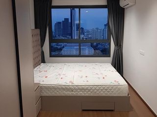 For rent 2 bedrooms condo in Phra Khanong, Bangkok