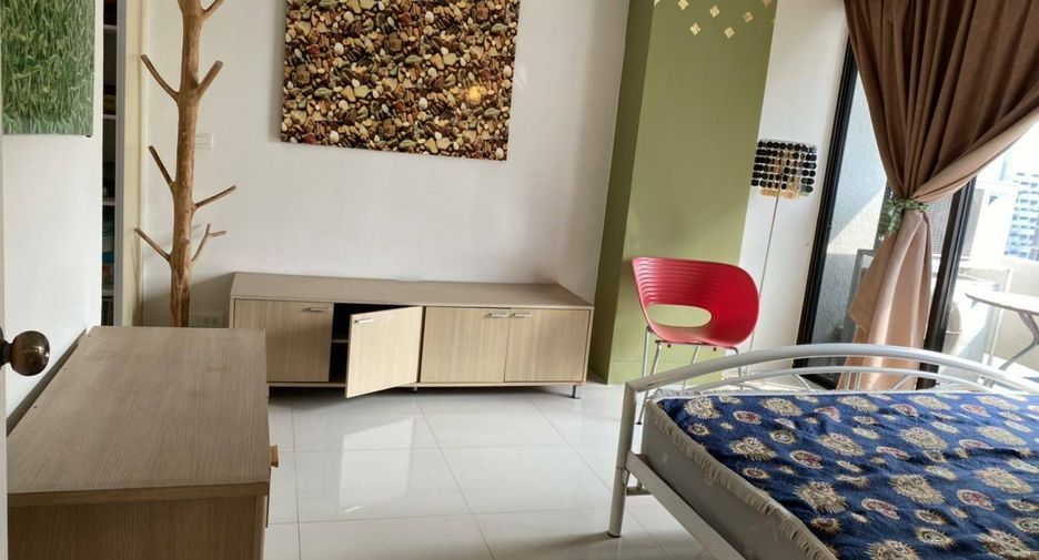 For rent 1 bed condo in Pathum Wan, Bangkok