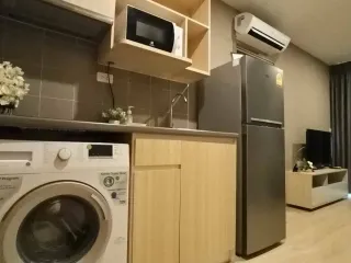 Condo en venta y en alquiler de 1 habitaciones en Bang Na, Bangkok