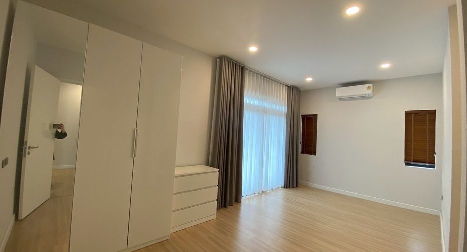 For rent 3 bedrooms house in Bang Lamung, Chonburi