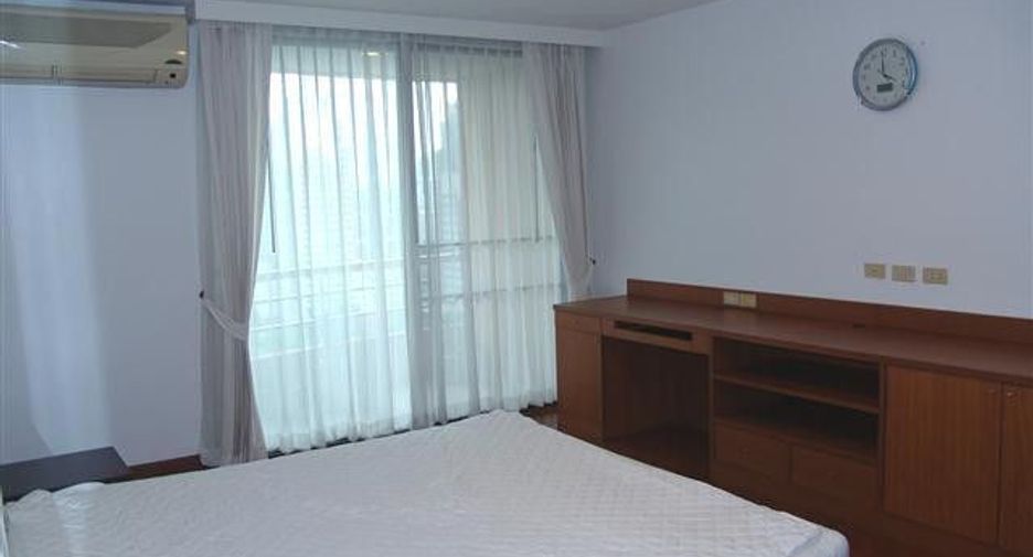 À louer 3 chambres condo à Pathum Wan, Bangkok