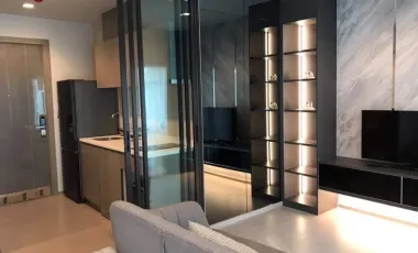 À louer studio condo à Huai Khwang, Bangkok