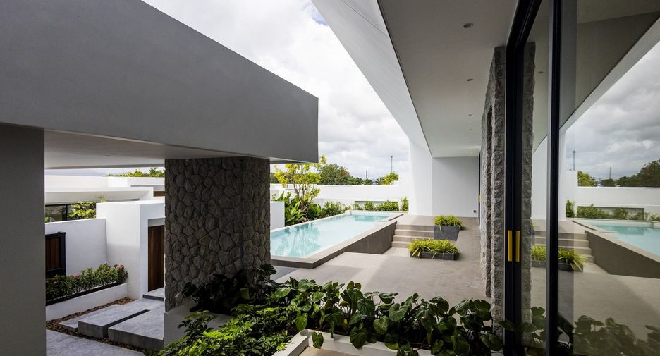 For sale 3 bedrooms villa in Thalang, Phuket