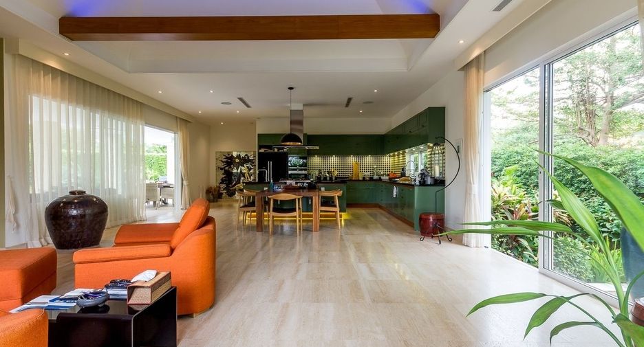 À vendre 3 chambres villa à Hua Hin, Prachuap Khiri Khan