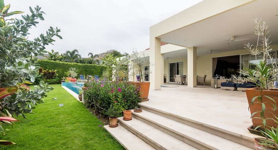 À vendre 3 chambres villa à Hua Hin, Prachuap Khiri Khan