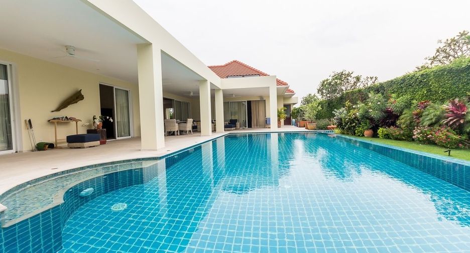 À vendre 3 chambres villa à Hua Hin, Prachuap Khiri Khan