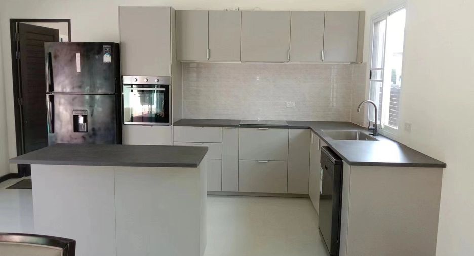 For sale and for rent 4 bedrooms villa in Thalang, Phuket