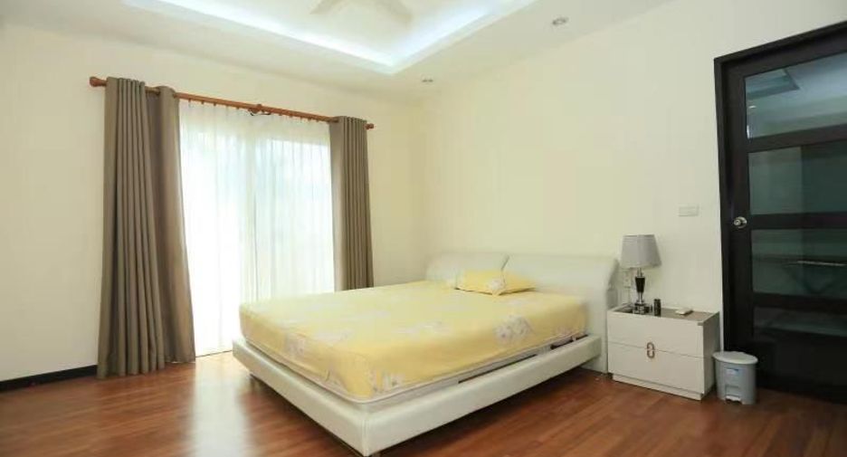 For sale and for rent 4 bedrooms villa in Thalang, Phuket