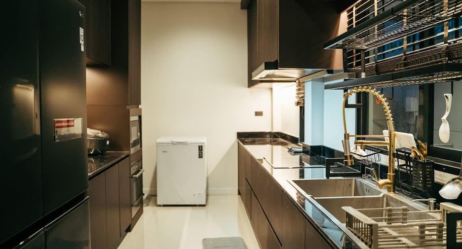 For sale 3 bedrooms house in Sai Mai, Bangkok
