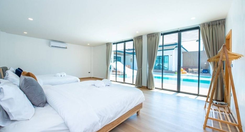 Villa zum Kauf mit 5 Zimmer in Bang Lamung, Chonburi