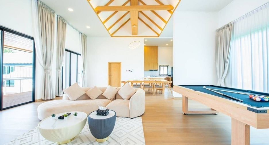Villa zum Kauf mit 5 Zimmer in Bang Lamung, Chonburi