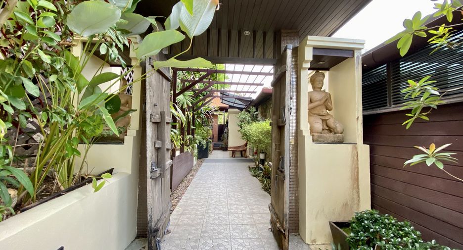 For sale 3 bedrooms villa in Kathu, Phuket