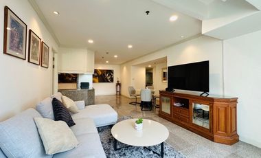 For rent 3 bedrooms condo in Khlong Toei, Bangkok