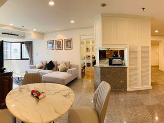 For rent 3 bedrooms condo in Khlong Toei, Bangkok