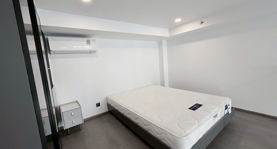 For rent 1 bed condo in Bang Rak, Bangkok