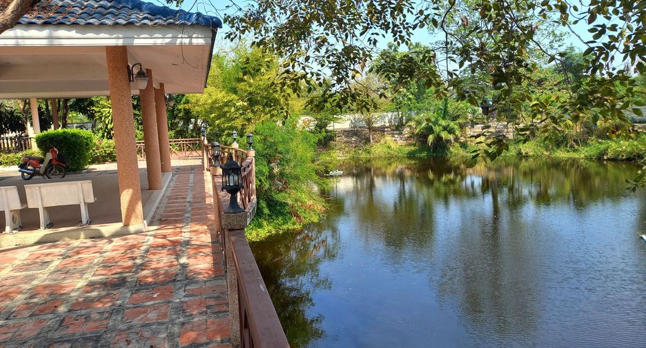 For rent and for sale 8 bedrooms house in Hua Hin, Prachuap Khiri Khan