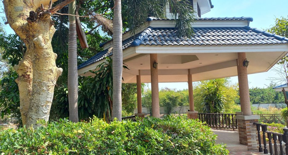 For rent and for sale 8 bedrooms house in Hua Hin, Prachuap Khiri Khan