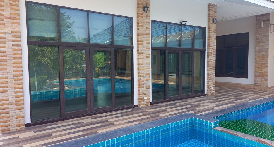 For rent and for sale 8 bedrooms house in Hua Hin, Prachuap Khiri Khan