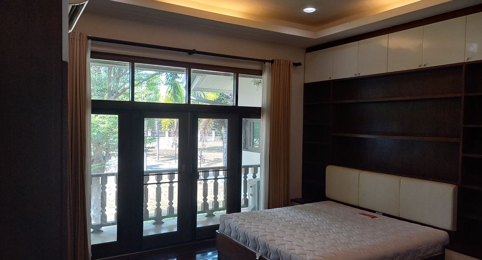 For rent and for sale 8 bedrooms house in Hua Hin, Prachuap Khiri Khan