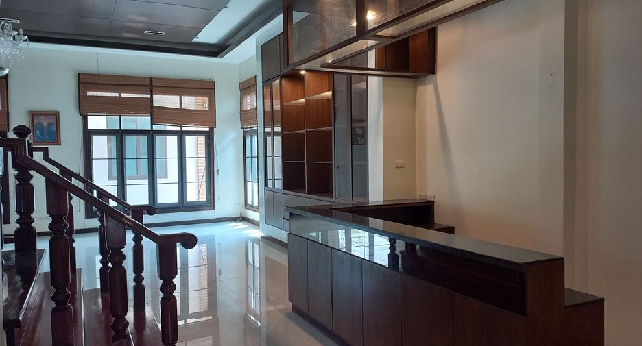 For rent and for sale 8 bedrooms house in Hua Hin, Prachuap Khiri Khan