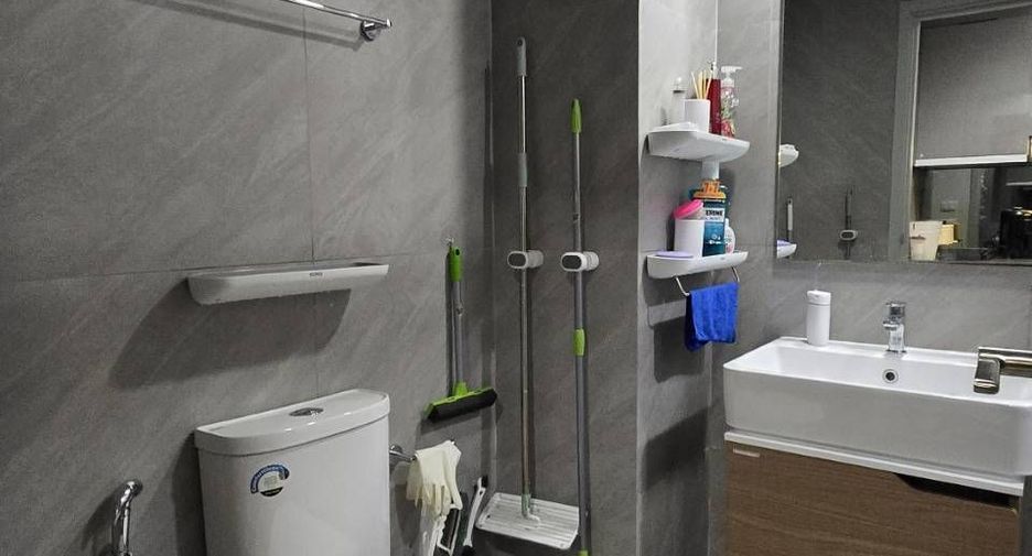 For rent 1 bed condo in Bang Rak, Bangkok
