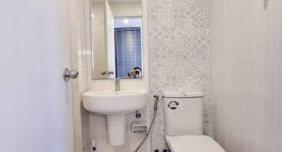 For sale 1 bed condo in Min Buri, Bangkok