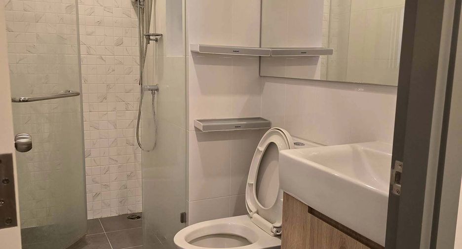 Wohnung zur Miete mit 1 Zimmer in Bang Phlat, Bangkok