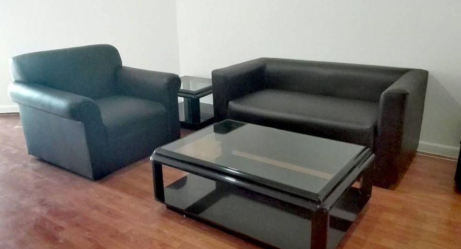Wohnung zur Miete mit 2 Zimmer in Khlong Toei, Bangkok