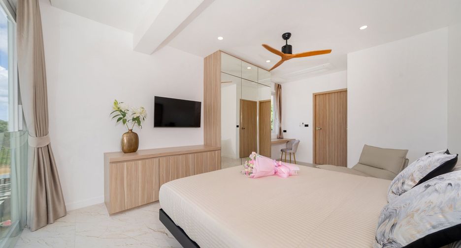For sale 3 bedrooms villa in Mueang Phuket, Phuket