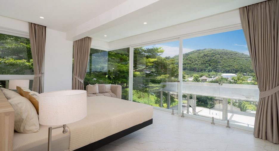 For sale 3 bedrooms villa in Mueang Phuket, Phuket