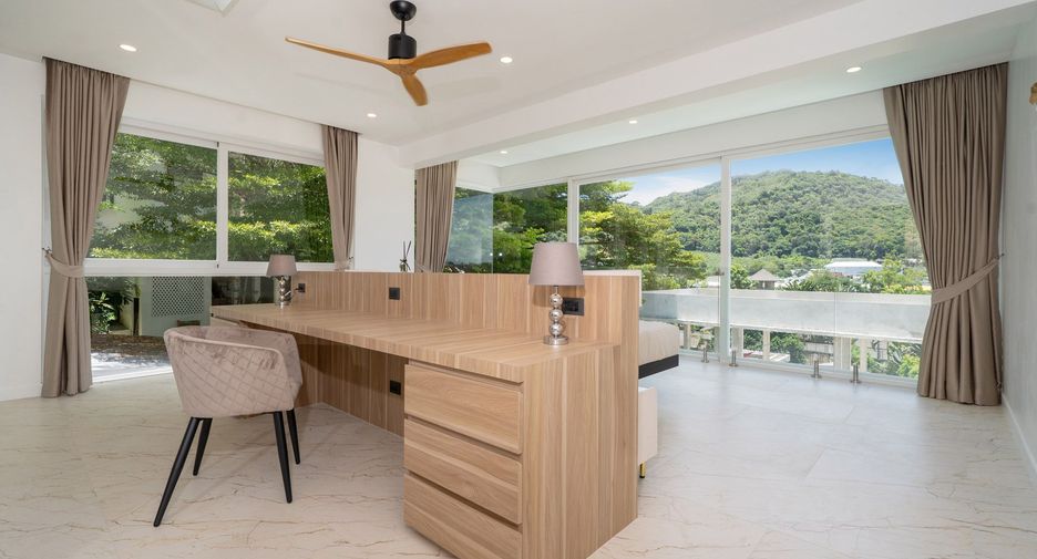 For sale 3 bedrooms villa in Mueang Phuket, Phuket