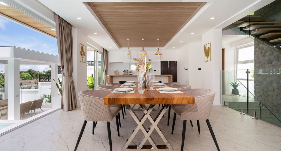 For sale 3 bedrooms villa in Mueang Phuket, Phuket
